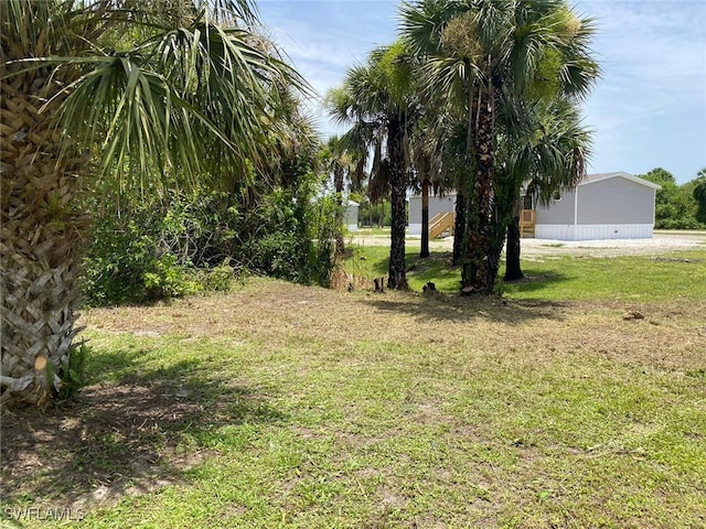 1125 W Miller Dr, Moore Haven, FL 33471 - photo 3