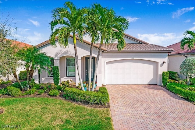 1382 Petone Ct, Naples, FL 34113 - photo 2