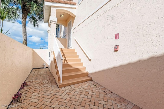 888 Woodshire Ln Unit L12, Naples, FL 34105 - photo 2