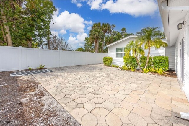 910 Fitzhugh St, Sanibel, FL 33957 - photo 8
