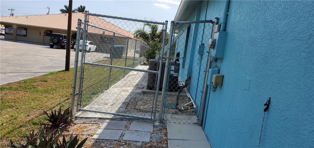 9 SE 15th Ave, Cape Coral, FL 33990 - photo 17