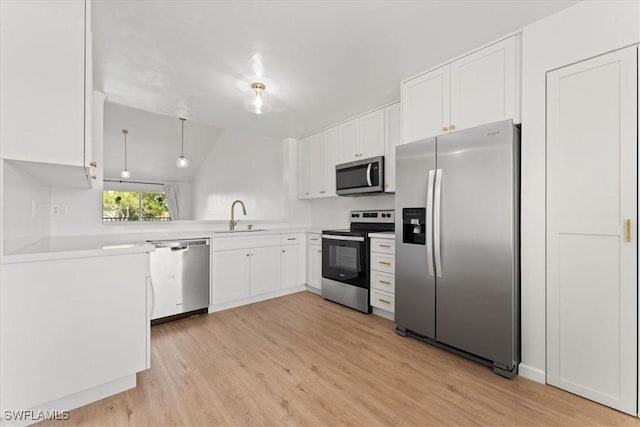 200 Furse Lakes Cir Unit B11, Naples, FL 34104 - photo 6