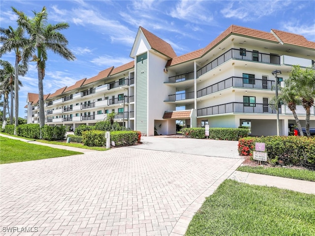 750 W Elkcam Cir Unit 312, Marco Island, FL 34145 - photo 38