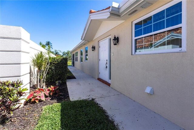 5021 Ventura Ct, Naples, FL 34109 - photo 3