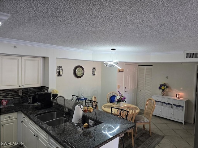 1210 Wildwood Lakes Blvd Unit 203, Naples, FL 34104 - photo 24