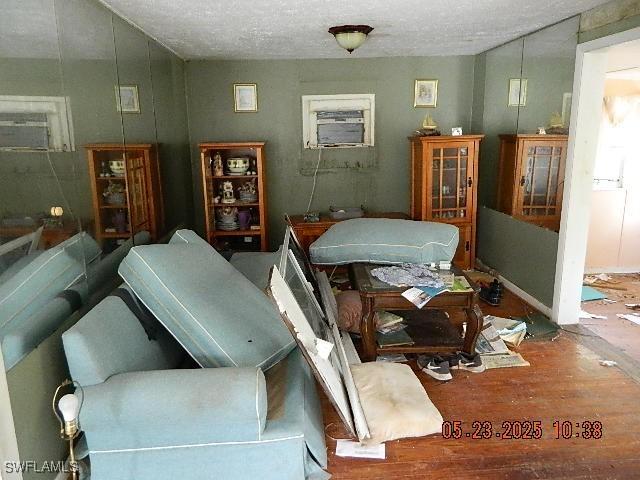166-168 Coconut Dr, Fort Myers Beach, FL 33931 - photo 8