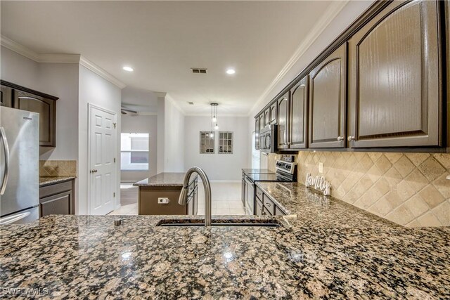 8853 Fawn Ridge Dr, Fort Myers, FL 33912 - photo 11