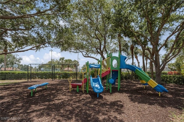 8546 Silk Oak Ln, Naples, FL 34119 - photo 27