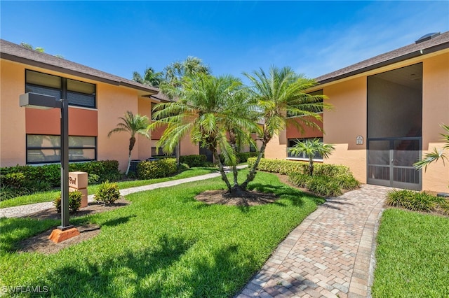 1512 Mainsail Dr Unit 10, Naples, FL 34114 - photo 2