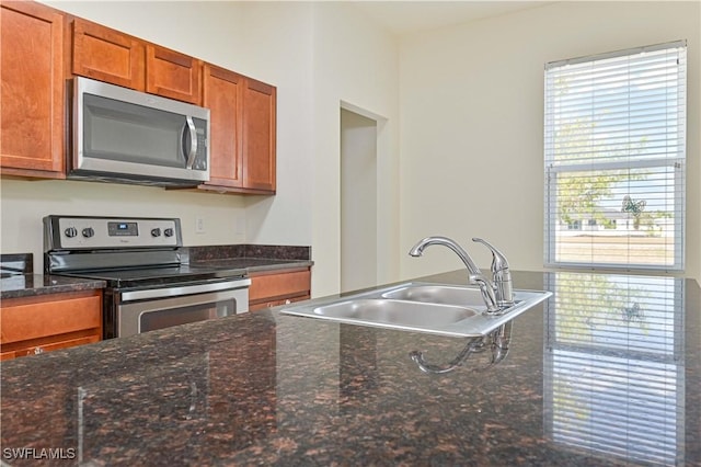 2733 NW 46th Ave, Cape Coral, FL 33993 - photo 8