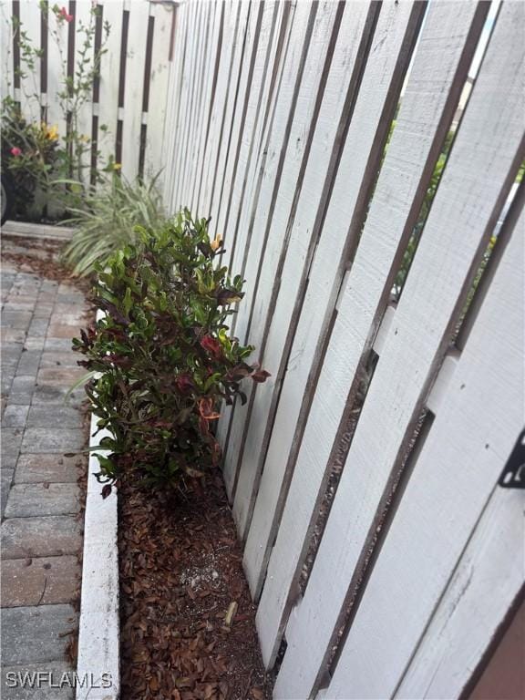 5245 Cedarbend Dr Unit 4, Fort Myers, FL 33919 - exterior view