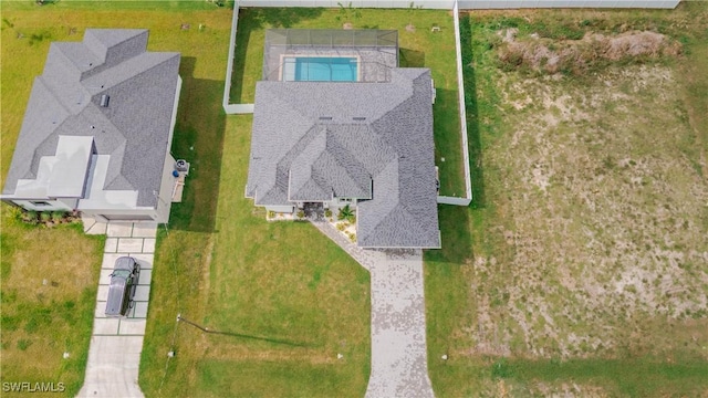 3923 NW 38th St, Cape Coral, FL 33993 - view of subject property with a pool