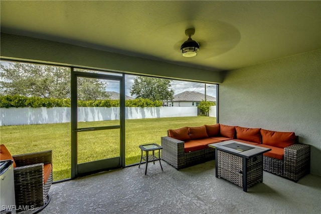 506 NE 2nd Place, Cape Coral, FL 33909 - sunroom featuring outdoor lounge area