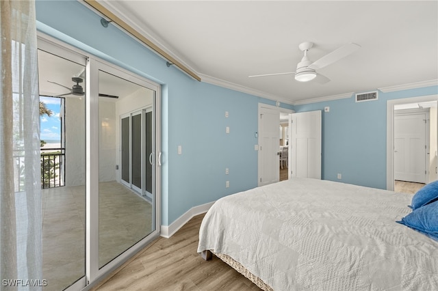 3067 W Gulf Dr Unit 102, Sanibel, FL 33957 - bedroom featuring ornamental molding, light wood finished floors, access to exterior, and a ceiling fan