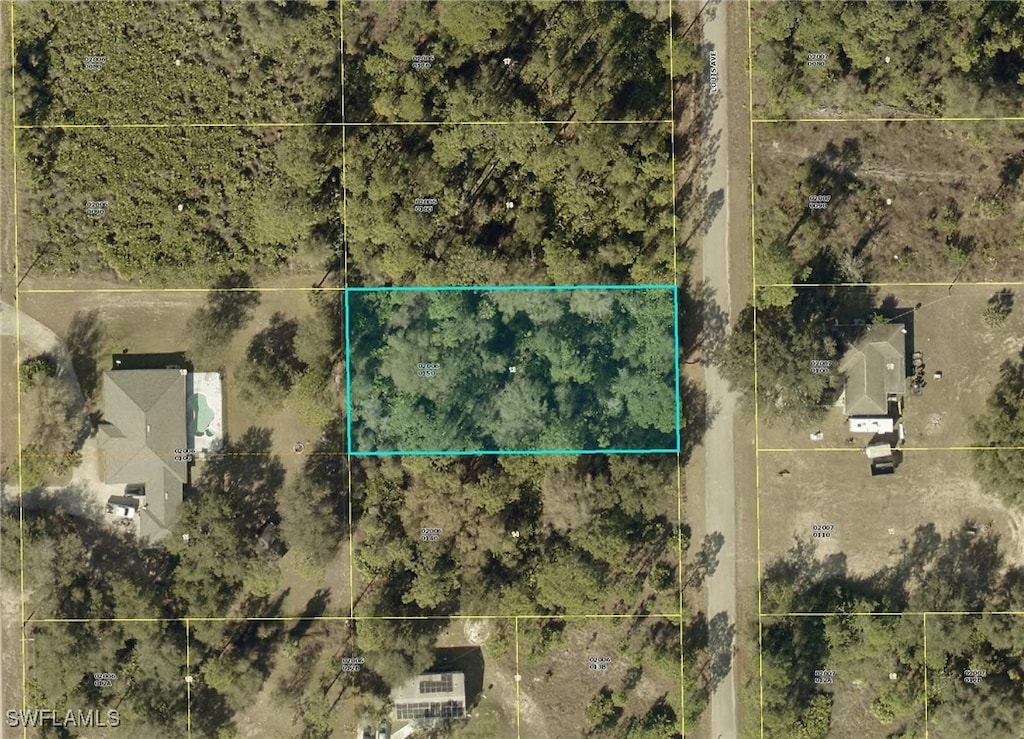 2005 Louis Ave, Alva, FL 33920