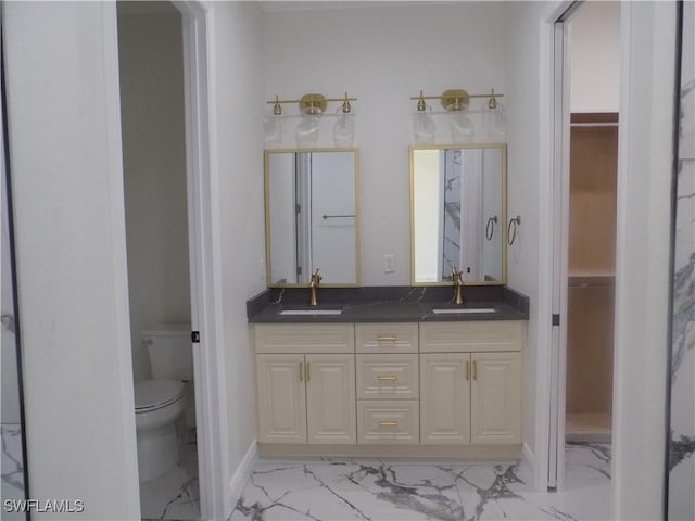 2924 Dunbar Ave, Fort Myers, FL 33916 - full bath with marble look tiles, double vanity, and a spacious closet