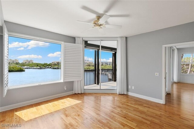 420 Cove Tower Dr Unit 304, Naples, FL 34110 - photo 11