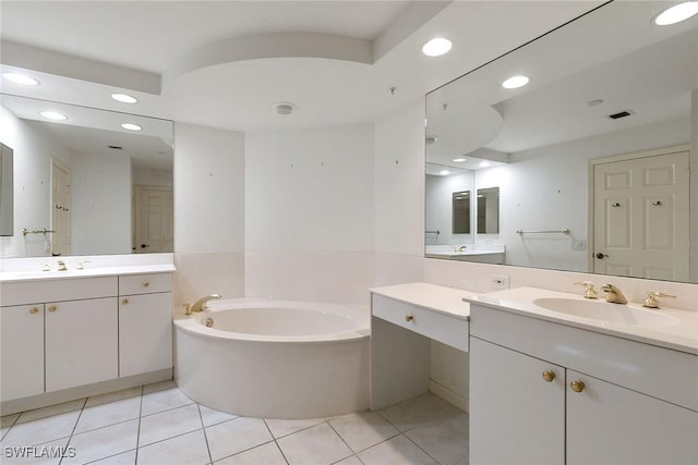 420 Cove Tower Dr Unit 304, Naples, FL 34110 - photo 14