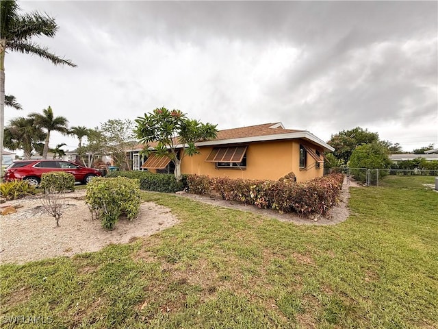 732 Sesame Ct, Cape Coral, FL 33904 - photo 2