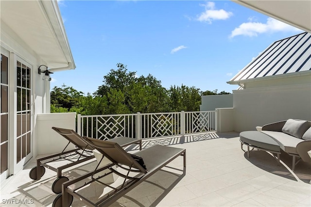 61 14th St S, Naples, FL 34102 - view of patio / terrace