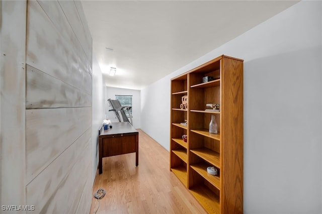 19350 Meredith Rd, North Fort Myers, FL 33917 - hall featuring light wood finished floors
