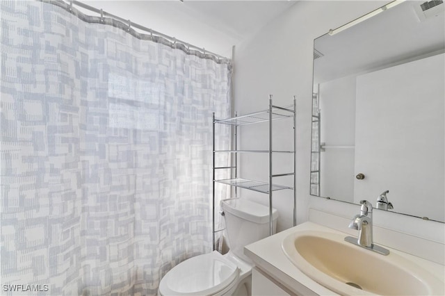 642 SE 13th Pl Unit 5, Cape Coral, FL 33990 - full bathroom with vanity and curtained shower