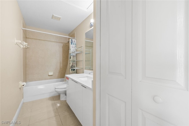 3206 8th St SW, Lehigh Acres, FL 33976 - full bath featuring vanity and shower / bath combo