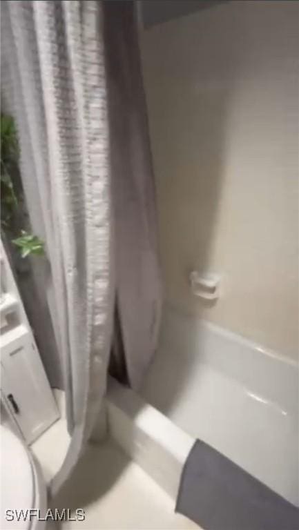 1900 Clifford St Unit 606, Fort Myers, FL 33901 - full bathroom with toilet and shower / bath combo