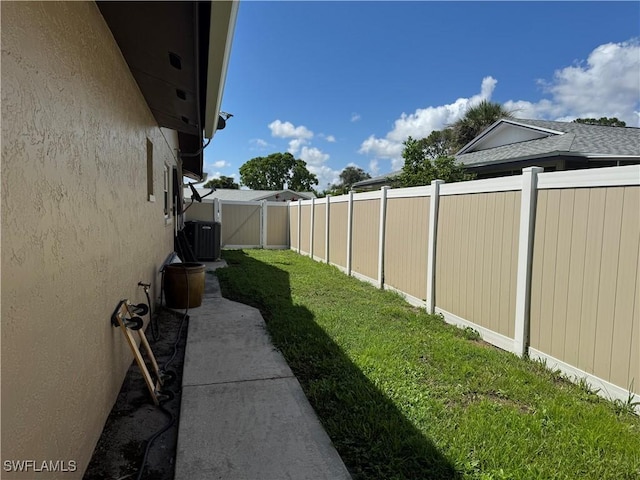 1399 Torreya Cir, North Fort Myers, FL 33917 - photo 20