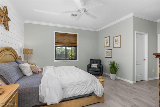 19545 Utopia Ln, Estero, FL 33928 - bedroom featuring ornamental molding, light wood finished floors, and ceiling fan