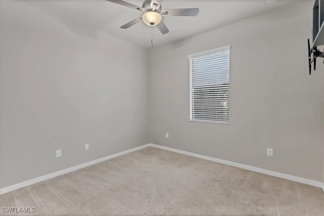 2738 Via Piazza Loop, Fort Myers, FL 33905 - unfurnished room with light carpet and ceiling fan
