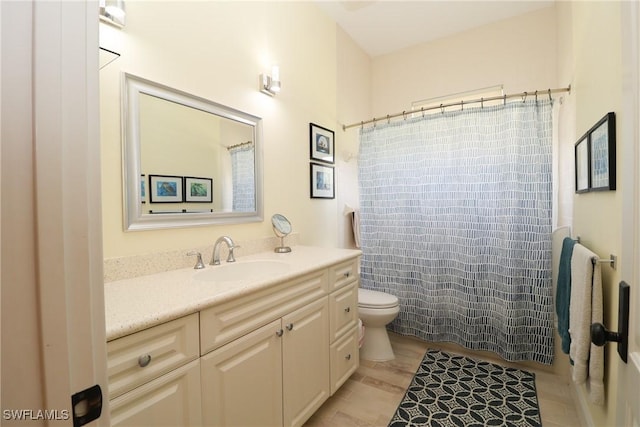 19801 N River Rd, Alva, FL 33920 - full bath featuring vanity and curtained shower