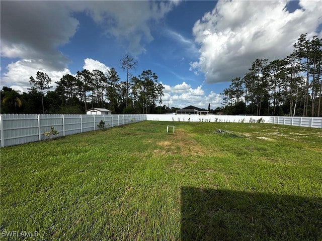 904 James Ave, Lehigh Acres, FL 33936 - view of fenced backyard
