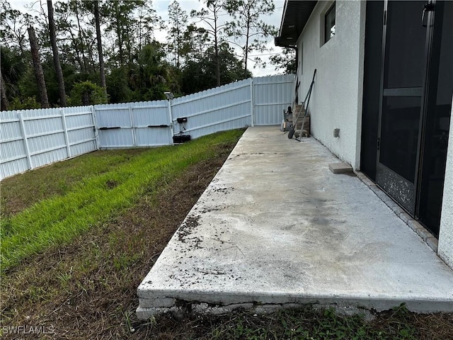 904 James Ave, Lehigh Acres, FL 33936 - view of fenced backyard