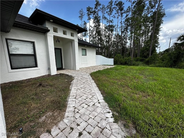 904 James Ave, Lehigh Acres, FL 33936 - view of grassy yard