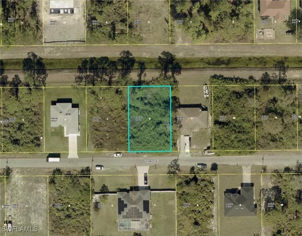 859 Clow St E, Lehigh Acres, FL 33974