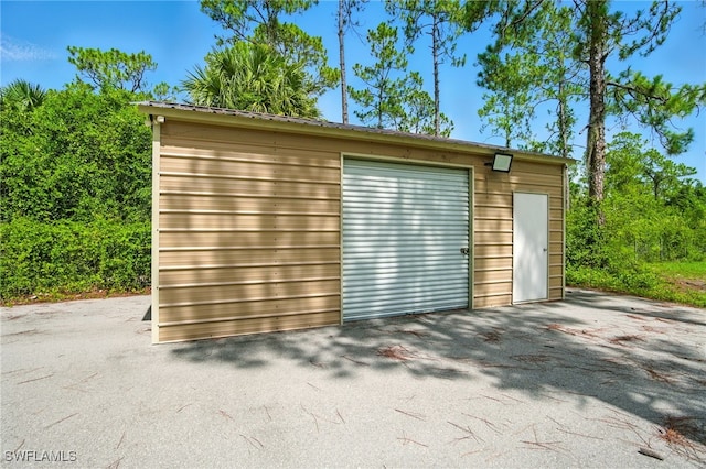 1912 Jung Blvd E, Naples, FL 34120 - view of garage