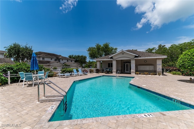 5040 Yacht Harbor Cir Unit 6, Naples, FL 34112 - photo 29