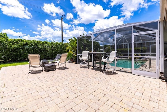 6769 Berwick Pl, Naples, FL 34104 - swimming pool featuring a patio and a lanai