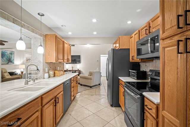 921 SW 51st Ter, Cape Coral, FL 33914 - photo 13