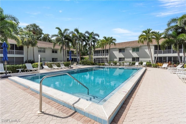 3200 Binnacle Dr Unit C1, Naples, FL 34103 - view of community pool
