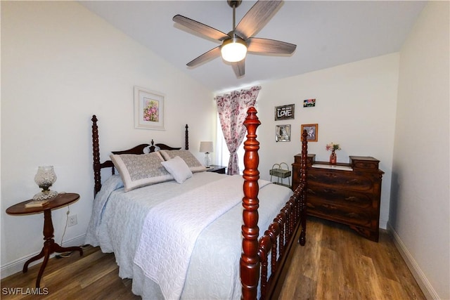 314 Melrose Pl Unit 33, Naples, FL 34104 - bedroom with wood finished floors and ceiling fan