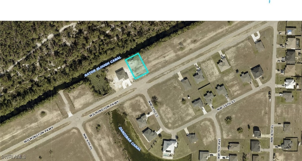 911 Wilmington Pkwy, Cape Coral, FL 33993