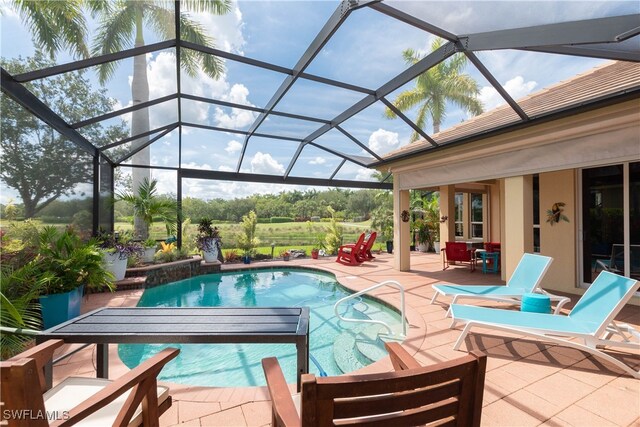 3681 Mossy Oak Dr, Fort Myers, FL 33905 - outdoor pool with a patio area and a lanai