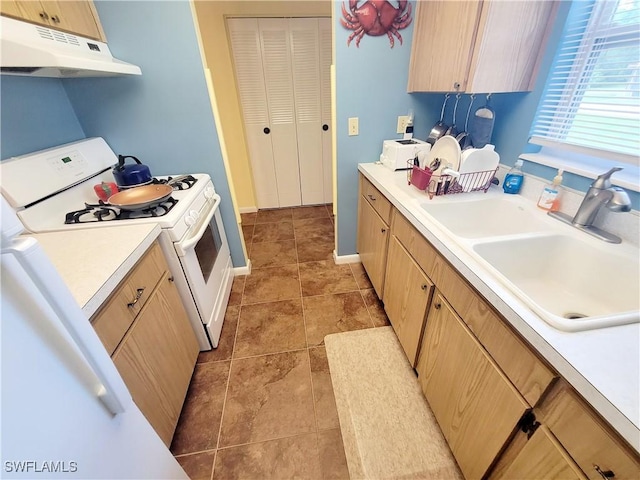 2206 E 6th St, Lehigh Acres, FL 33936 - photo 10