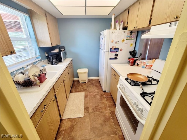 2206 E 6th St, Lehigh Acres, FL 33936 - photo 9
