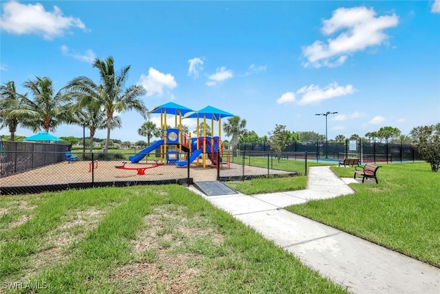 3272 Altimira Dr, Fort Myers, FL 33905 - photo 40