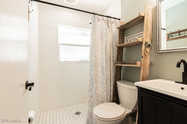 1413 Davis Dr, Fort Myers, FL 33919 - full bath featuring tiled shower and vanity