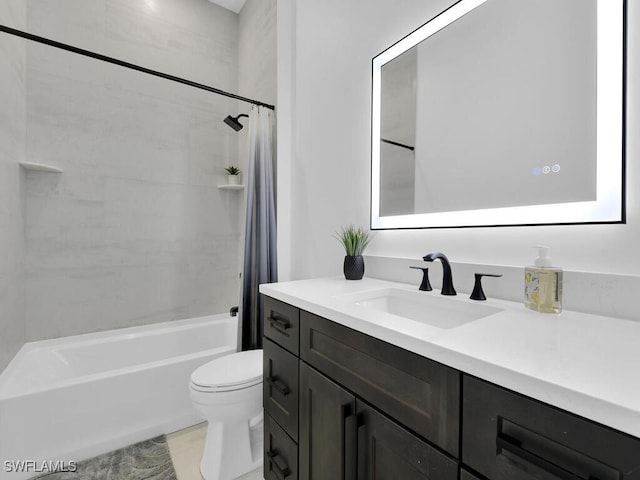 3475 3rd Ave SW, Naples, FL 34117 - bathroom with vanity and shower / bath combination with curtain