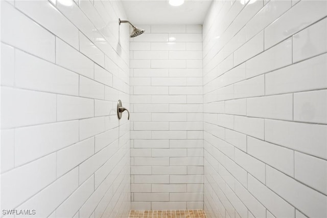 740 SW 5th St, Cape Coral, FL 33991 - bathroom featuring a tile shower